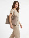 DAMEN-TRAGETASCHE - GUESS TAUPE - HWBG69 74230 4